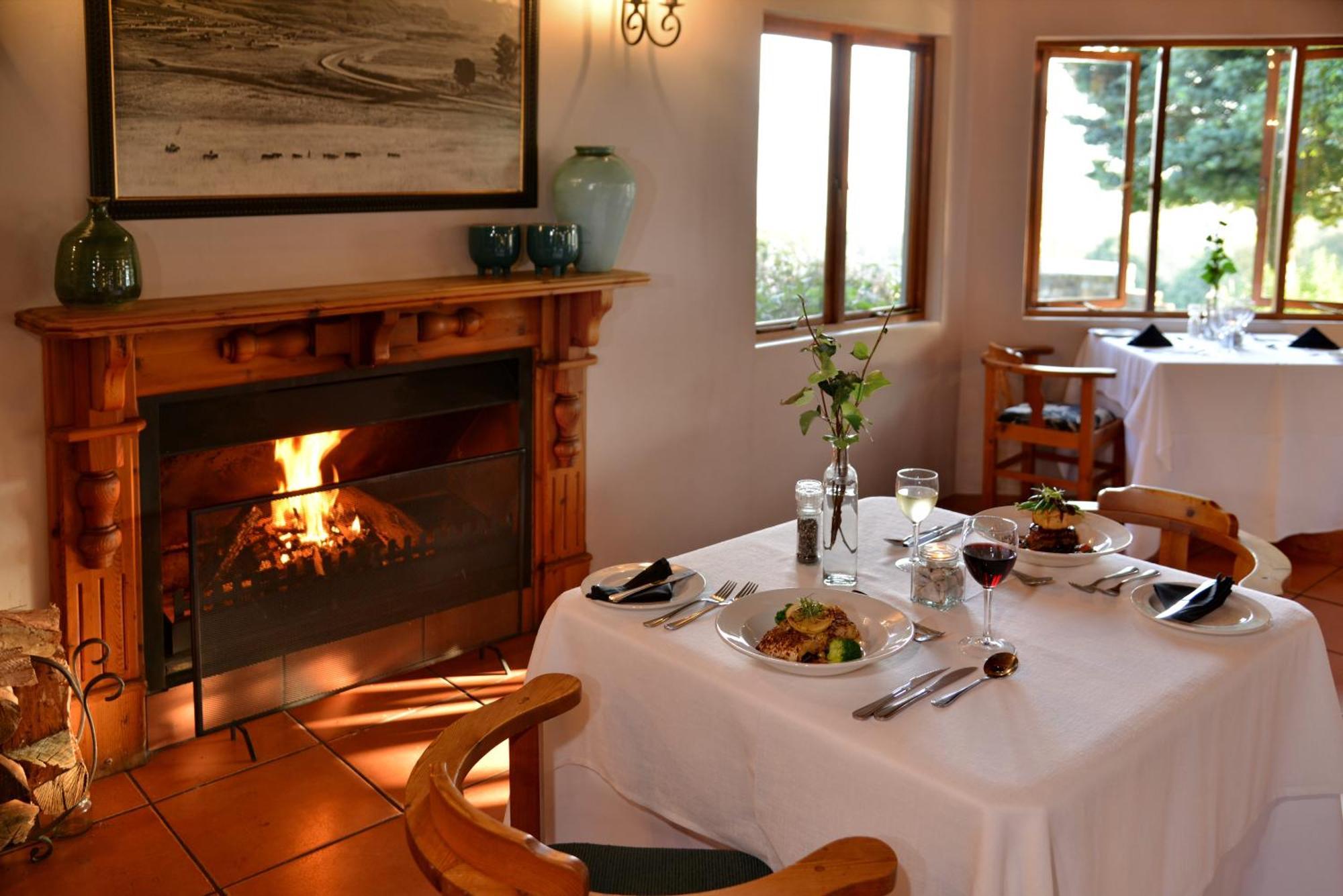 Montusi Mountain Lodge Bonjaneni Eksteriør bilde